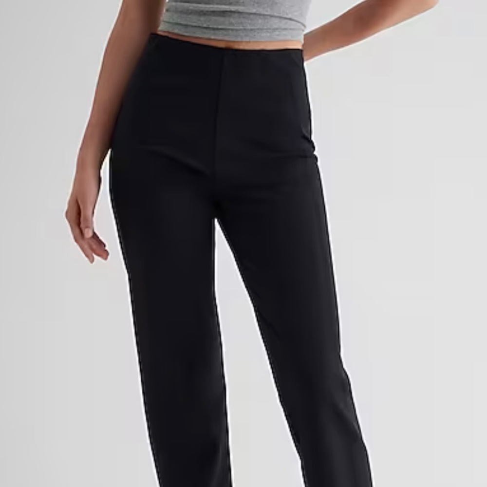 NWOT Columnist stretch ankle pant. Size 00s.